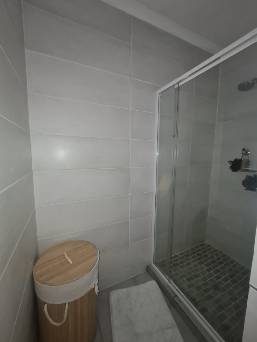 5 Bedroom Property for Sale in Sasolburg Free State